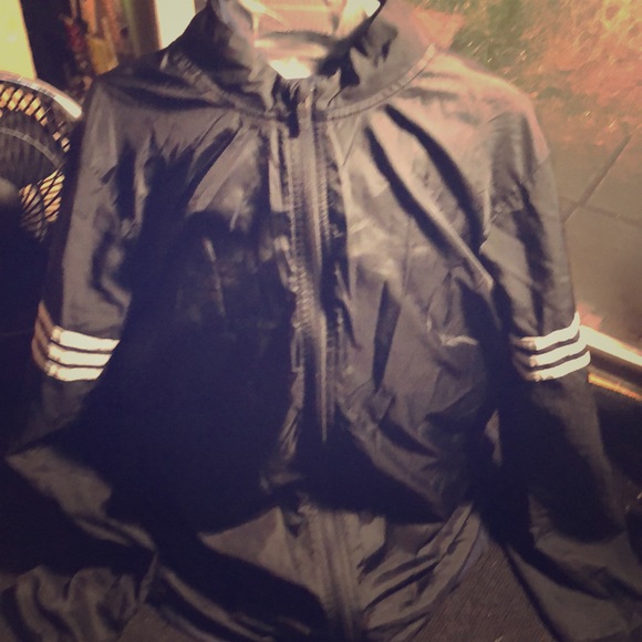 adidas Jackets & Blazers - Adidas women’s running response wind Jacket (Dar)